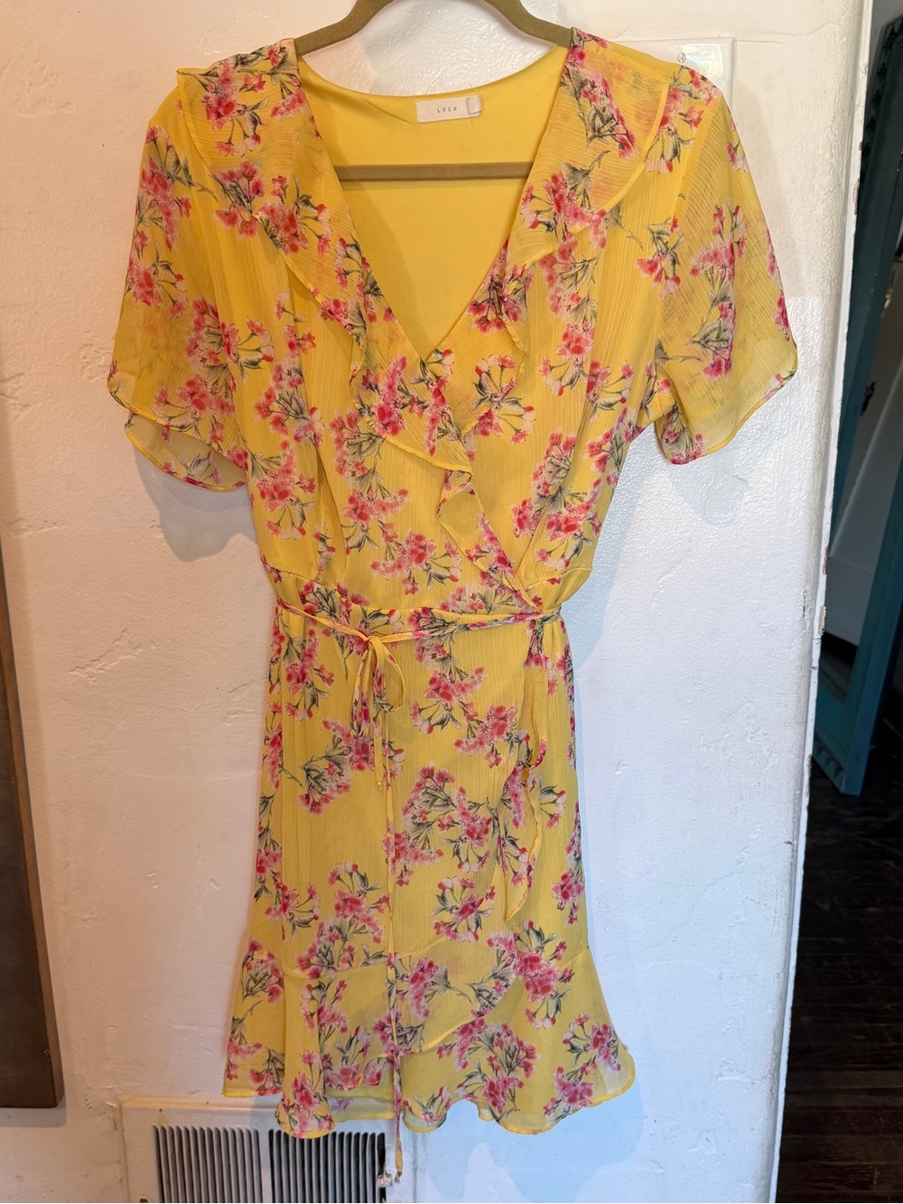 Lush Yellow Floral Wrap Mini Dress with Pink Blossoms xl